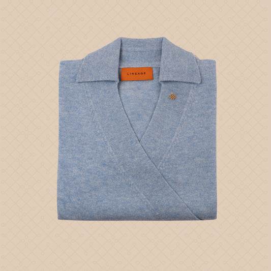 100% Grade AAA Royal Cashmere 
15.2-15.8 micron thickness for an extraordinarily soft feel
LINEAGE Cashmere is sourced from happy goats in Nepal. 
Organic, traceable, and sustainable.