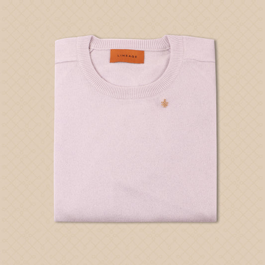 100% Grade AAA Royal Cashmere 
15.2-15.8 micron thickness for an extraordinarily soft feel
LINEAGE Cashmere is sourced from happy goats in Nepal. 
Organic, traceable, and sustainable.